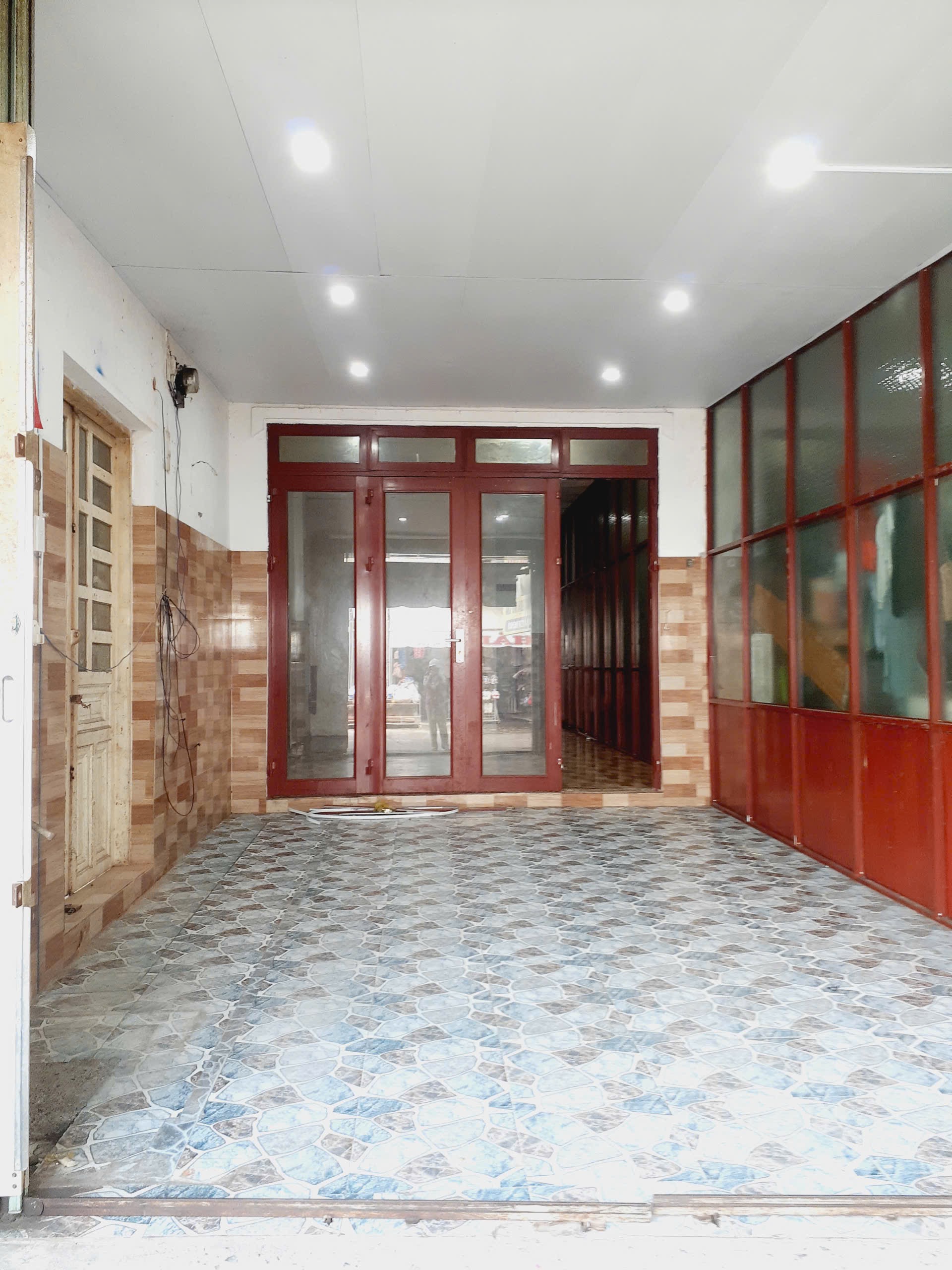CHO THUÊ NHÀ ĐƯỜNG ĐÔ LƯƠNG, PHƯỜNG 12, VŨNG TÀU, PHÙ HỢP KINH DOANH CỬA HÀNG, SHOP TIỆM NGAY VỊ TRÍ ĐÔNG DÂN CƯ TIỀM NĂNG