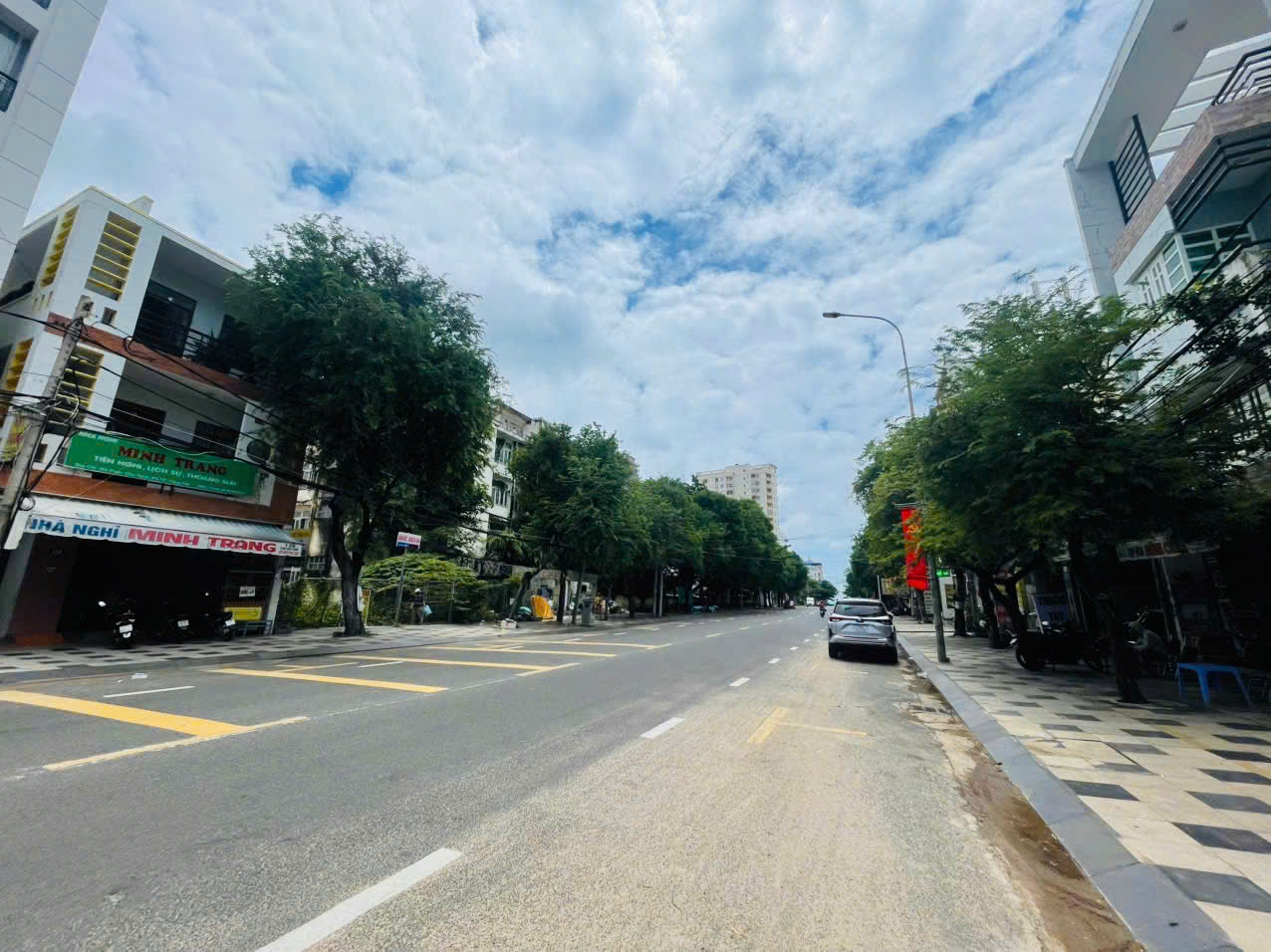 BÁN NHÀ MẶT TIỀN PHAN CHU TRINH, PHƯỜNG 2, VŨNG TÀU, DIỆN TÍCH 176M2 NGAY TRUNG TÂM GẦN BIỂN, SẦM UẤT