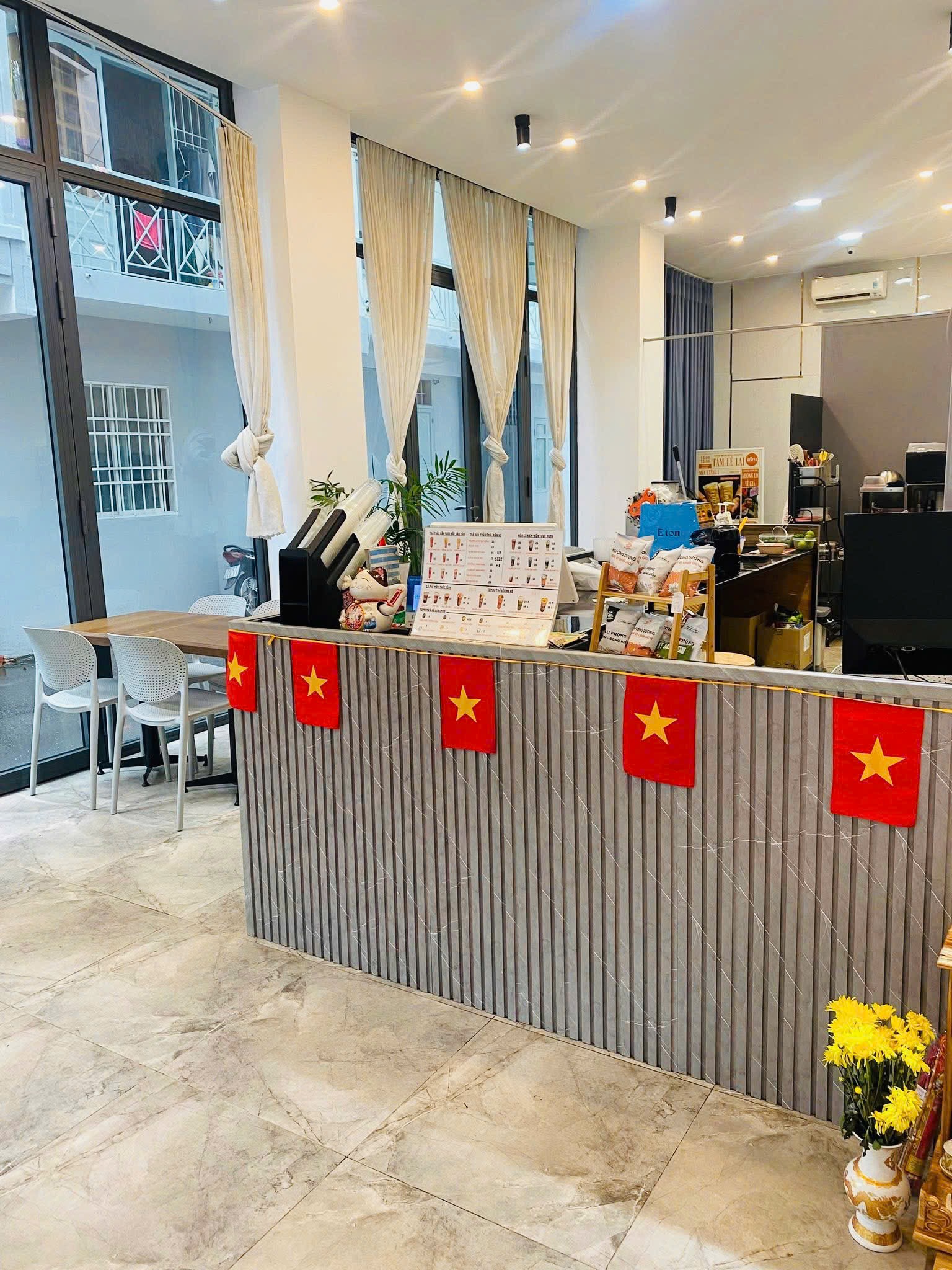 CHO THUÊ MẶT BẰNG ĐƯỜNG LÊ LAI, VŨNG TÀU VỊ TRÍ ĐẸP GÓC 2 MẶT TIỀN, PHÙ HỢP KINH DOANH COFFEE, CỬA HÀNG