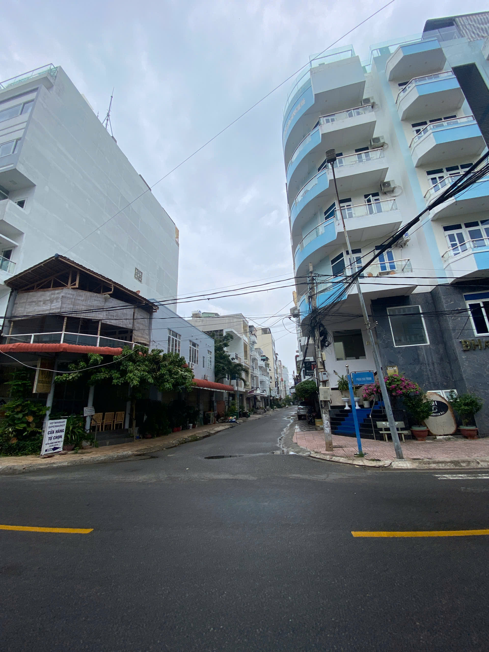 BÁN NHÀ MẶT TIỀN PHAN CHU TRINH, PHƯỜNG 2, VŨNG TÀU, DIỆN TÍCH 90M2 GIÁ TỐT, NGAY TRUNG TÂM