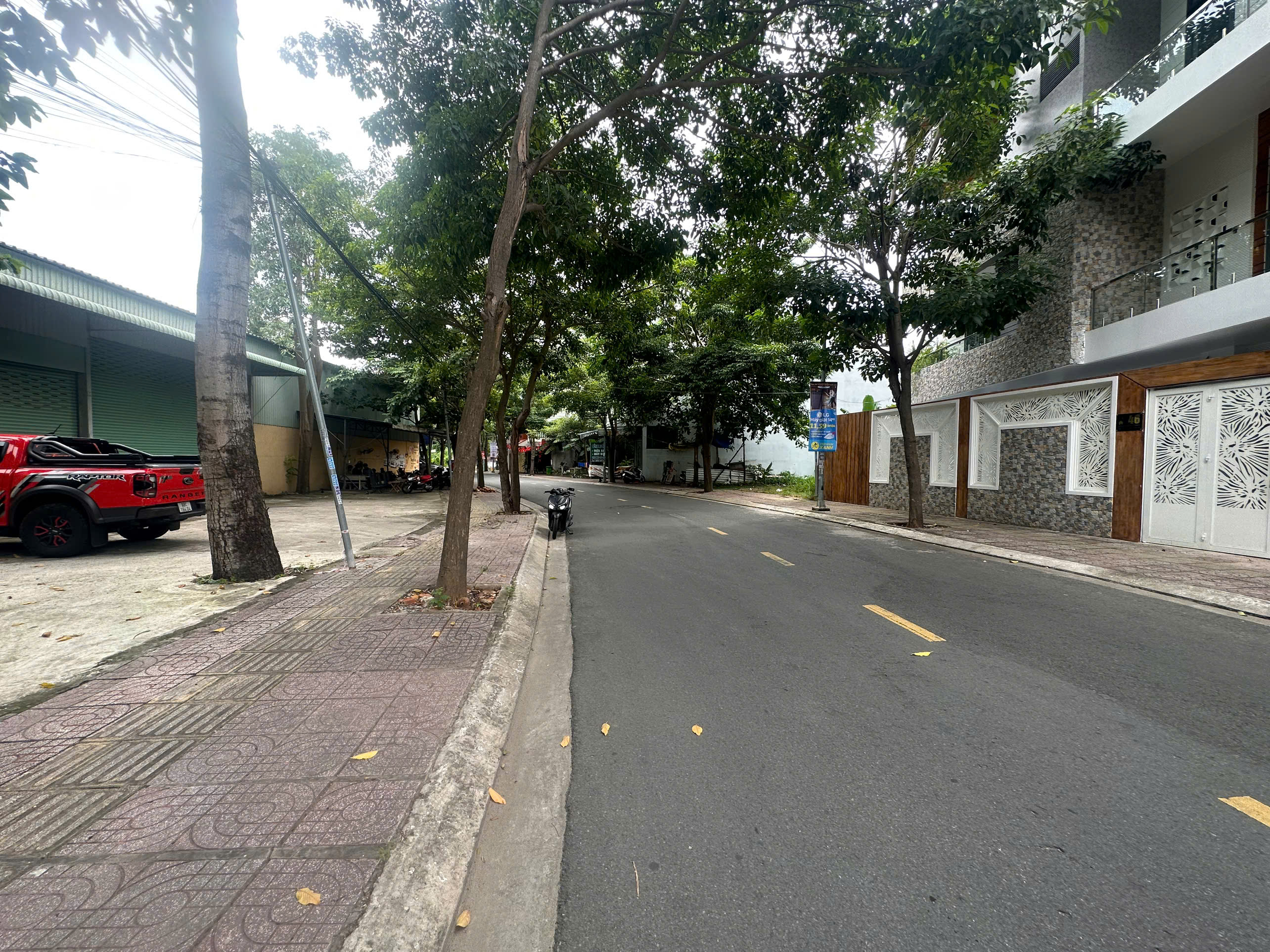 BÁN NHÀ ĐƯỜNG NGUYỄN THỊ MINH KHAI, PHƯỜNG 8, VŨNG TÀU, NHÀ 1 TRỆT 3 LẦU, HỒ BƠI, DIỆN TÍCH 88M2 MẶT TIỀN VỈA HÈ RỘNG