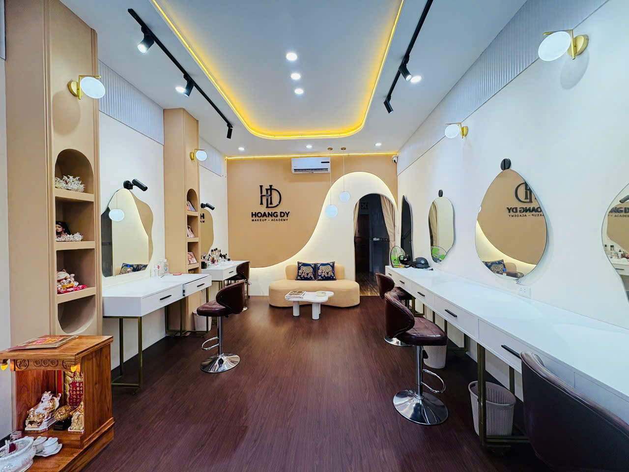 BÁN NHÀ ĐƯỜNG LÊ LỢI, PHƯỜNG 4, VŨNG TÀU, DIỆN TÍCH 72M2 NGAY TRUNG TÂM THÀNH PHỐ, HƯỚNG TÂY NAM, VỊ TRÍ ĐẸP