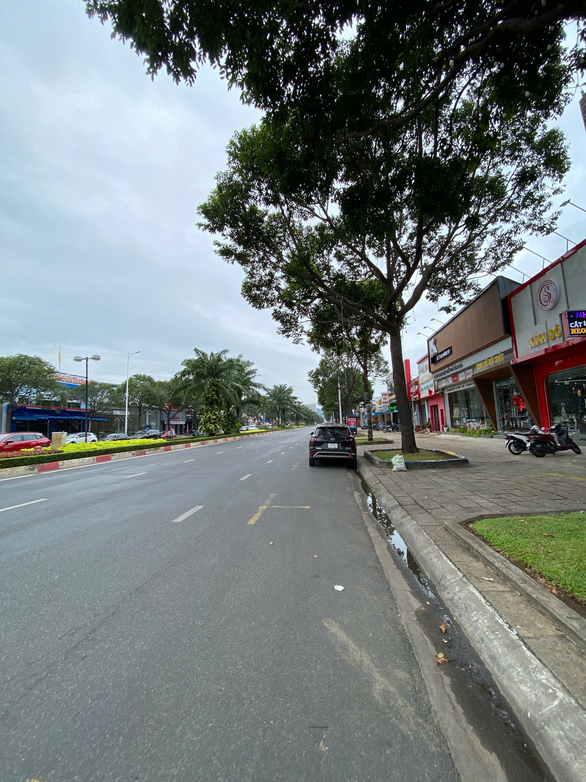 BÁN NHÀ MẶT TIỀN THỐNG NHẤT, PHƯỜNG 8, VŨNG TÀU, DIỆN TÍCH 163M2 VỊ TRÍ TRUNG TÂM SẦM UẤT