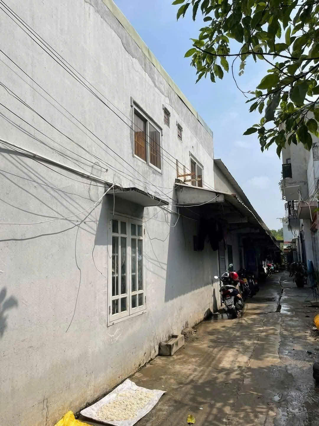 BÁN NHÀ CẤP 4 CÓ 13 PHÒNG TRỌ ĐANG CHO THUÊ, ĐƯỜNG 30/4, VŨNG TÀU, DIỆN TÍCH 287M2 VỊ TRÍ DÂN CƯ ĐÔNG ĐÚC, TIỀM NĂNG MUA ĐẦU TƯ