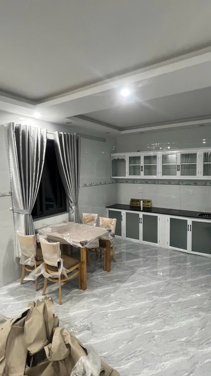 BÁN NHÀ ĐƯỜNG TRẦN PHÚ, VŨNG TÀU, DIỆN TÍCH 93M2 VỊ TRÍ ĐÔNG DÂN CƯ, GẦN BIỂN