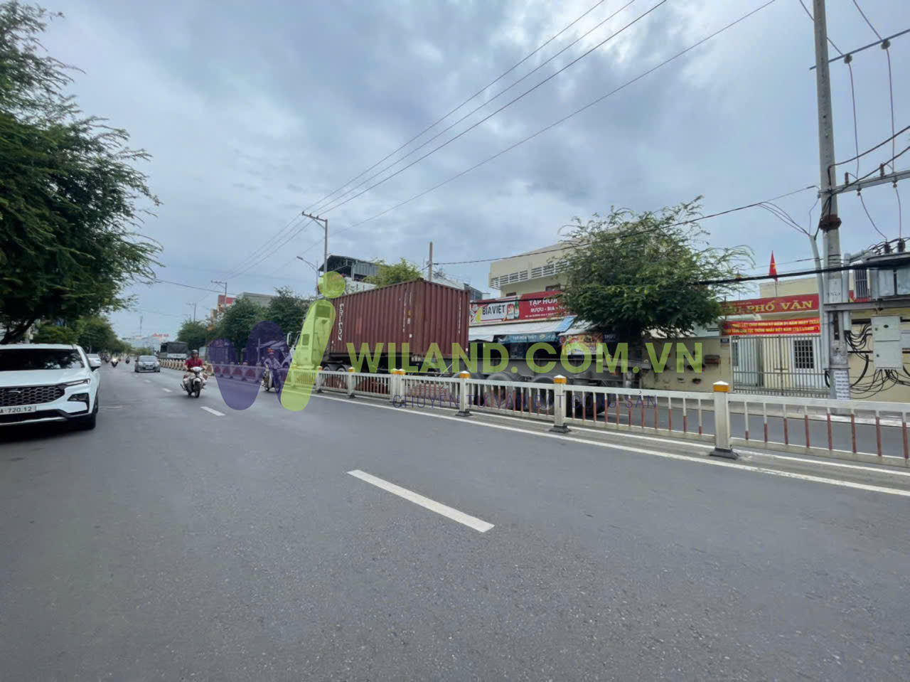 BÁN NHÀ MẶT TIỀN ĐƯỜNG 30/4, VŨNG TÀU, HƯỚNG ĐÔNG NAM