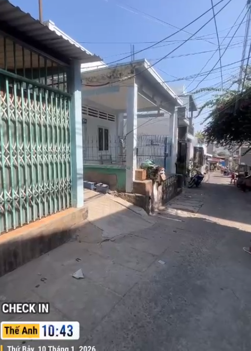 BÁN NHÀ CẤP 4 TRẦN PHÚ, VŨNG TÀU, DIỆN TÍCH 162M2 VỊ TRÍ HƯỚNG ĐÔNG NAM KHU VỰC ĐÔNG DÂN CƯ, GẦN BIỂN