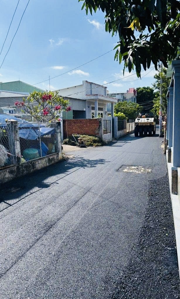 BÁN NHÀ VÀ ĐẤT TRỐNG TỔNG DIỆN TÍCH 500M2 ĐƯỜNG MAI THÚC LOAN, VŨNG TÀU, CÁCH MẶT TIỀN 30/4 RẤT THUẬN TIỆN DI CHUYỂN, KHU VỰC DÂN CƯ TIỀM NĂNG, ĐẦU TƯ ỔN ĐỊNH