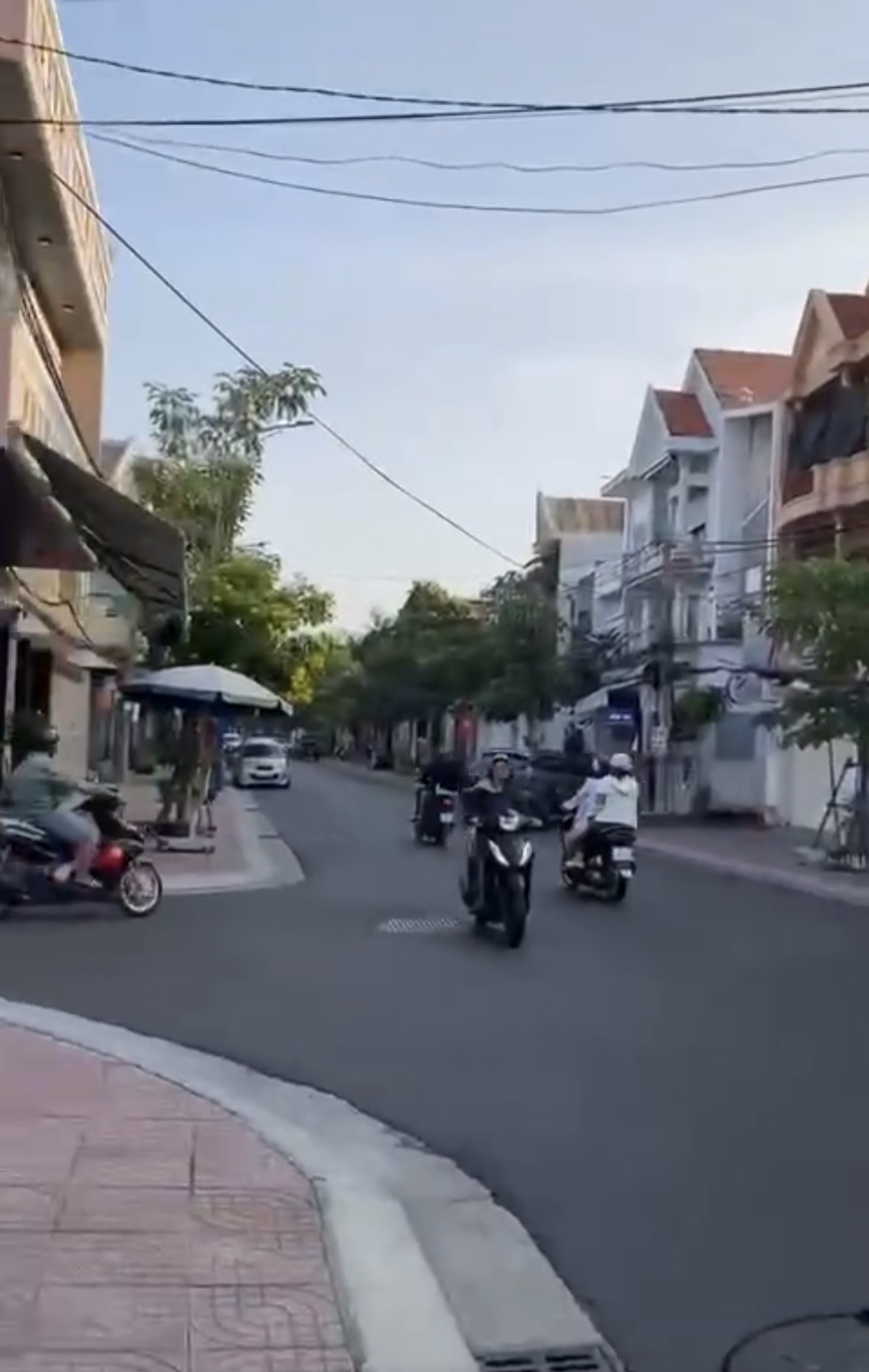 BÁN NHÀ MẶT TIỀN CHU MẠNH TRINH, VŨNG TÀU, DIỆN TÍCH 138,7M2 VỊ TRÍ DÂN CƯ ĐÔNG ĐÚC TIỀM NĂNG