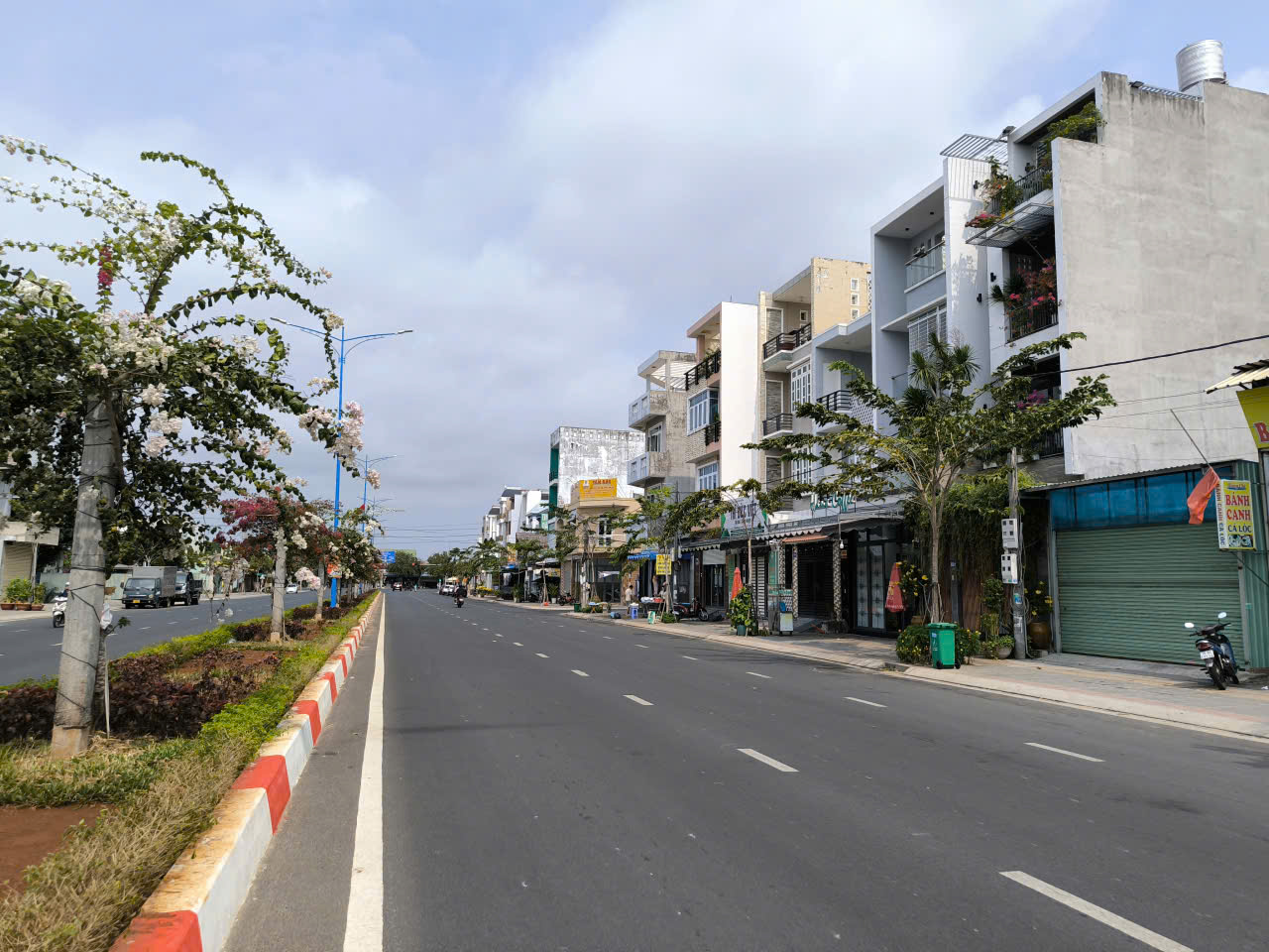 BÁN ĐẤT TRỐNG ĐƯỜNG HÀNG ĐIỀU, VŨNG TÀU, DIỆN TÍCH 121M2 VỊ TRÍ KHU VỰC ĐẮC ĐỊA, DÂN TRÍ CAO, TIỀM NĂNG ĐẦU TƯ