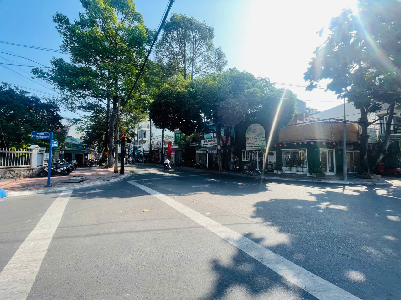 BÁN NHÀ MẶT TIỀN LÊ QUÝ ĐÔN, VŨNG TÀU, DIỆN TÍCH 19M2 KHU VỰC DÂN CƯ ĐÔNG ĐÚC, GIÁ CẢ HỢP LÝ, ĐẦU TƯ SINH LỜI